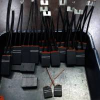 “Chổi Than Công Nghiệp – Bền Bỉ Với Thời Gian, Hiệu Suất Tối Đa!”